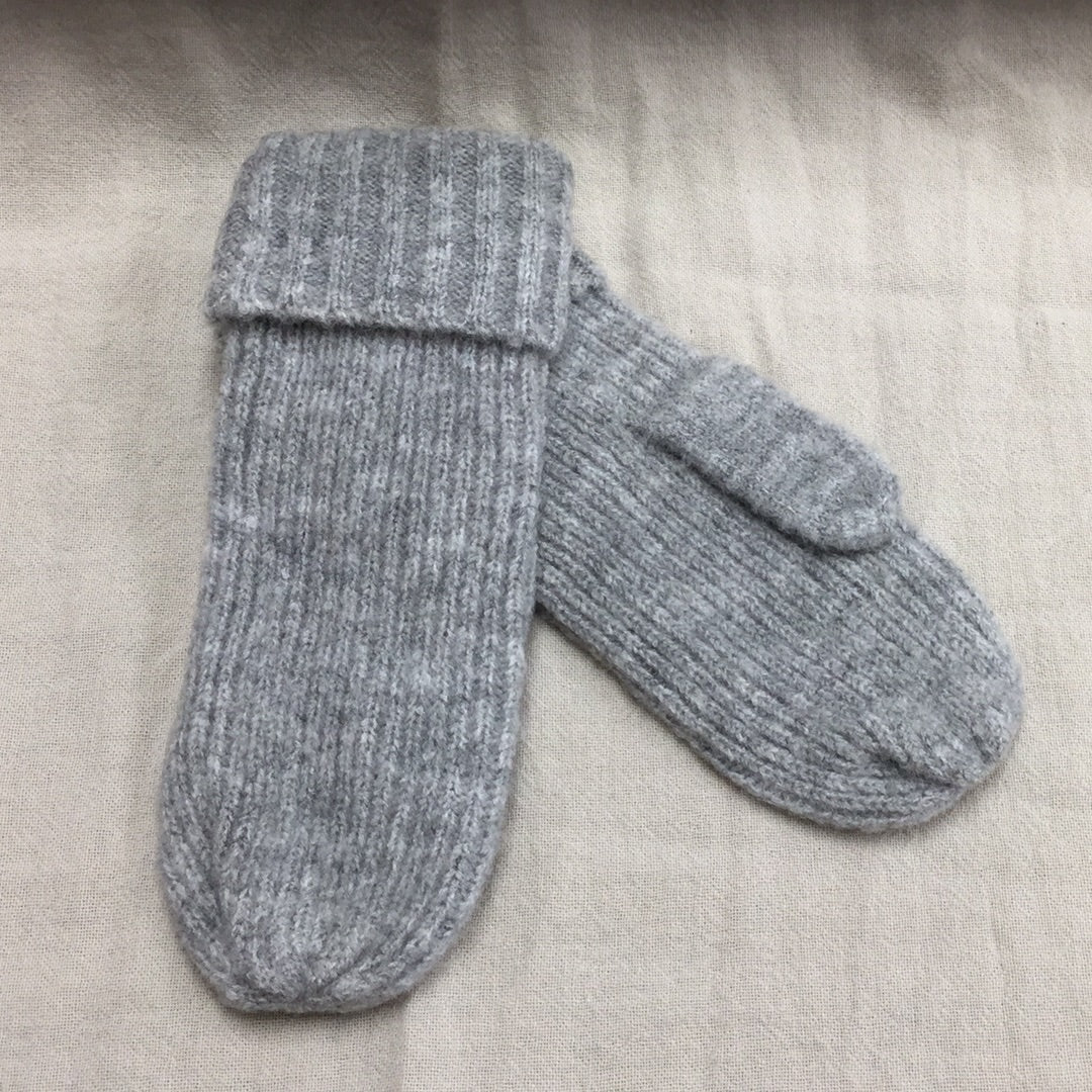 Ichi Aivo Mittens