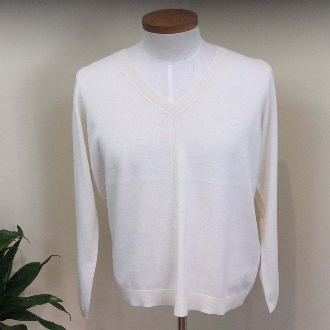 Cream Anva V-Neck Knit Pullover
